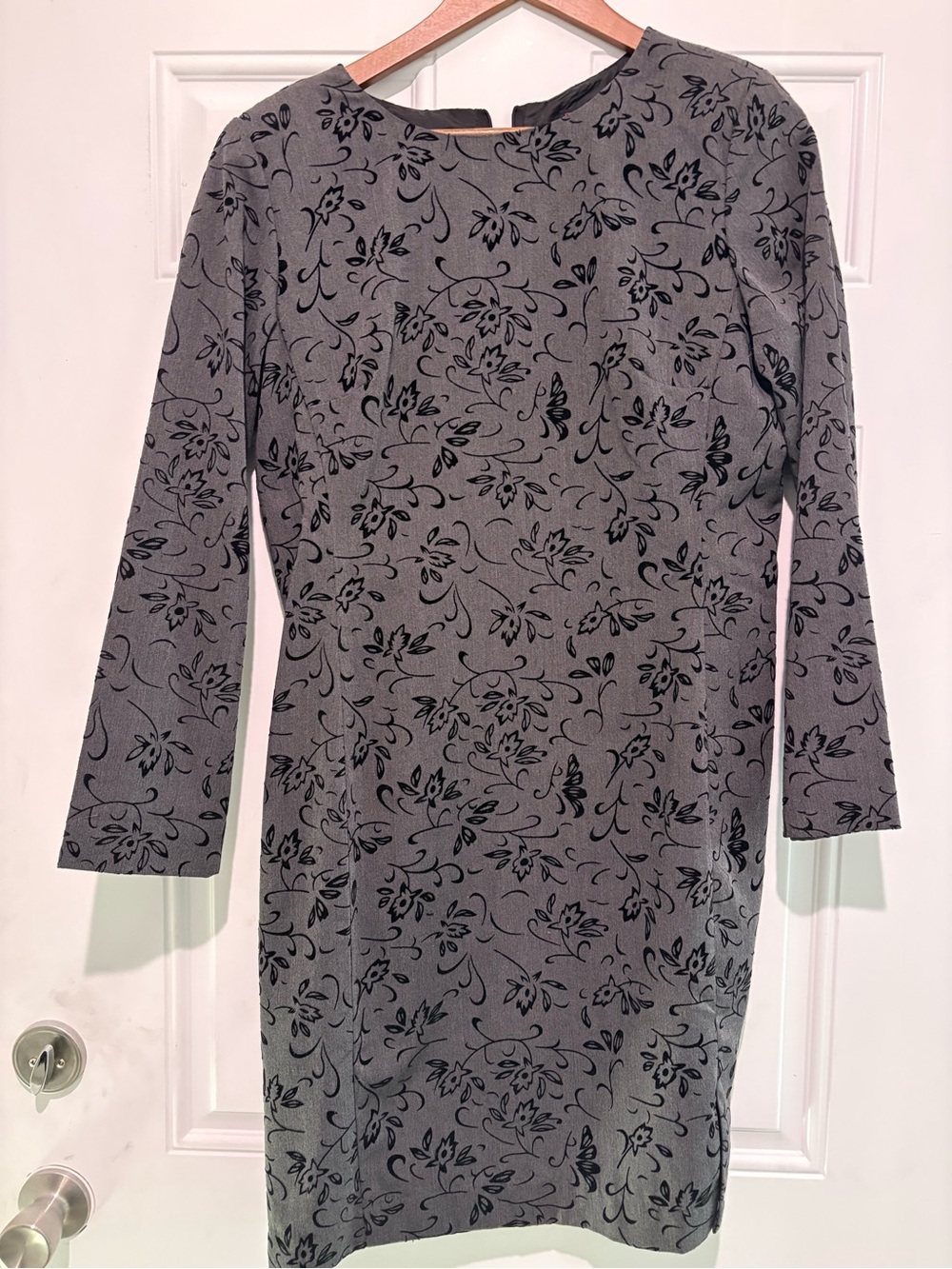 Women's Grey Floral Sheath Dress
